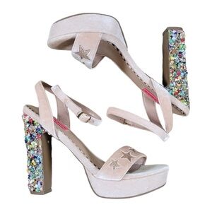 Betsey Johnson Platform Light Pink/beige velvet Crystal encrusted heels 7m